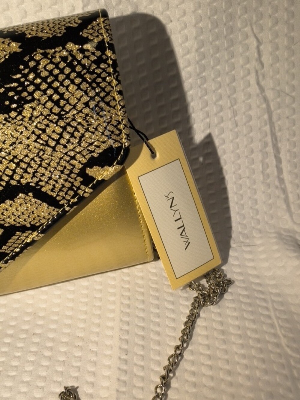 WALLYN'S Metallic Gold & Snake Print Envelope Convertible Bag. & Dustbag - Picture 5 of 11